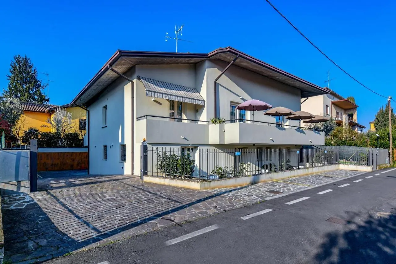 Garda Diamant Bed & Breakfast Desenzano del Garda 0*,